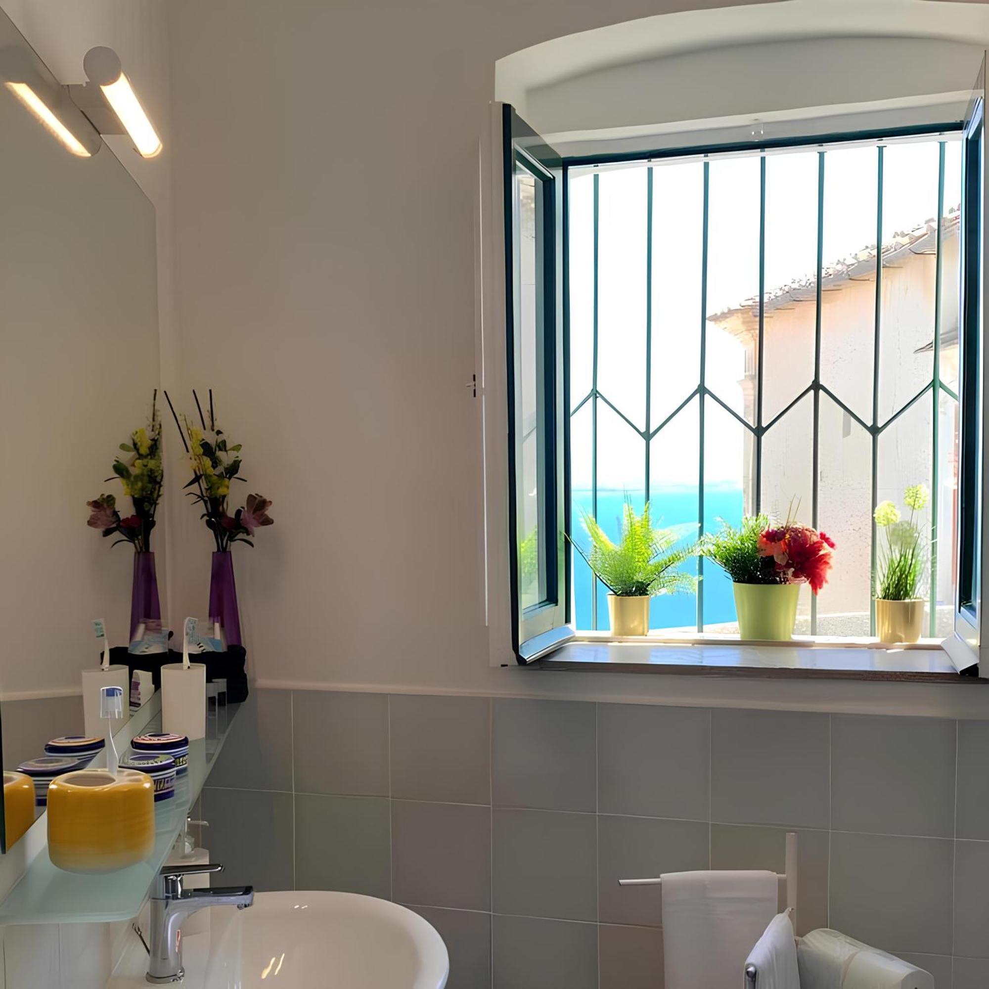 Raito Guest House - Amalfi Coast Vietri 외부 사진